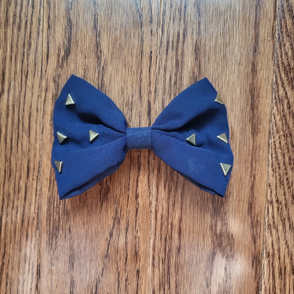 Blue hair bow